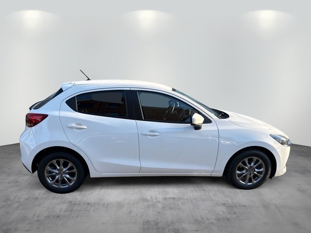 Mazda 2 2022