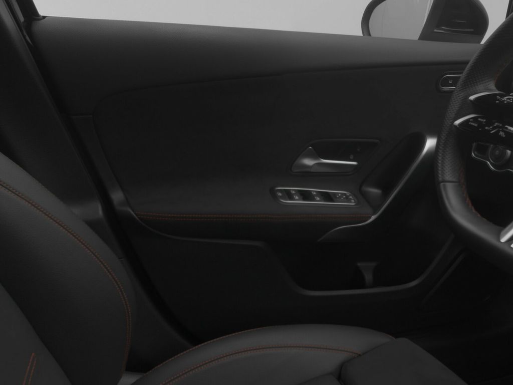 Mercedes-Benz A 200 2024