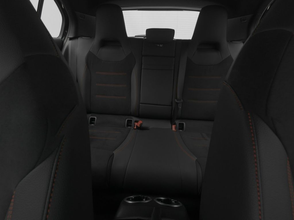 Mercedes-Benz A 200 2024