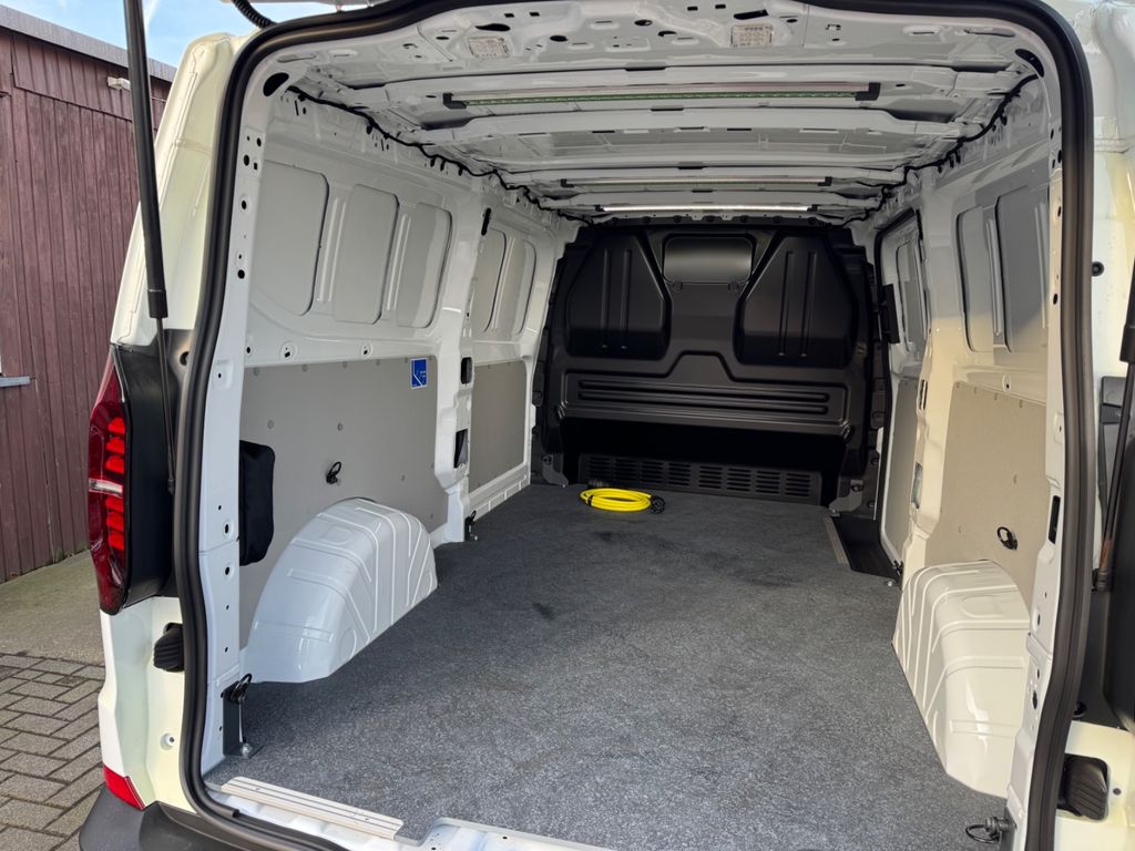 Volkswagen T7 Transporter 2025