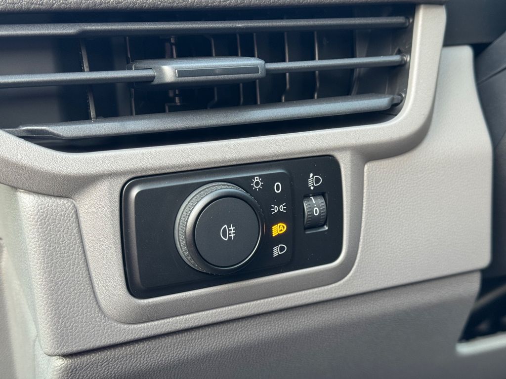 Volkswagen T7 Transporter 2025