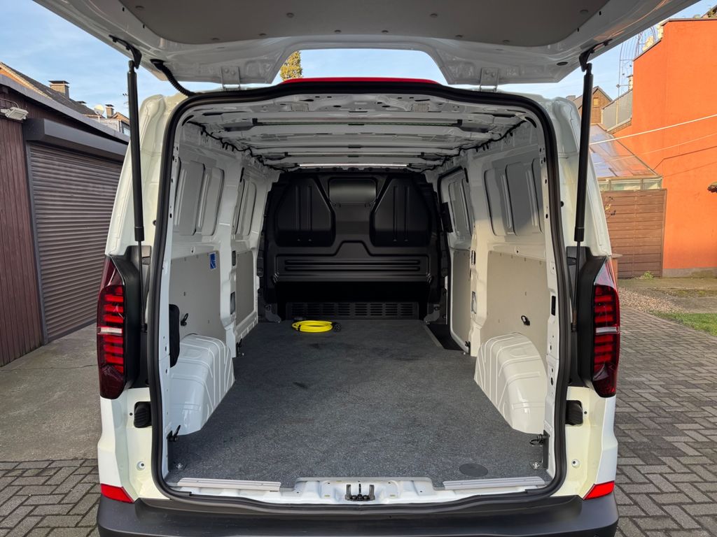 Volkswagen T7 Transporter 2025