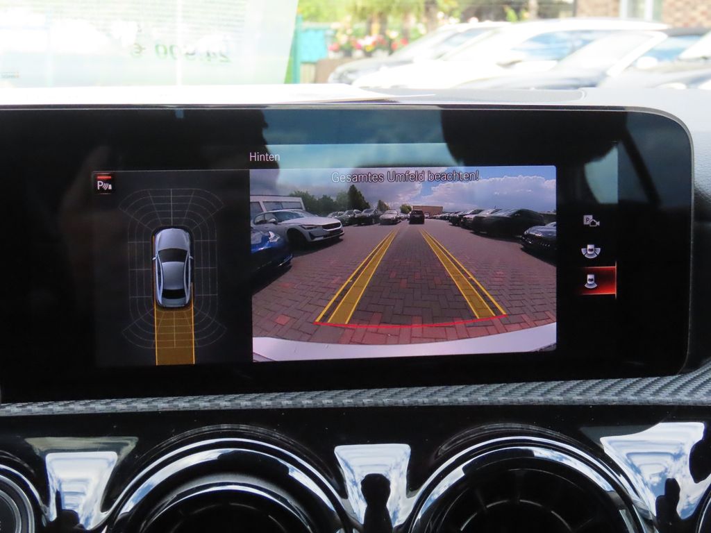 Mercedes-Benz A 200 2021