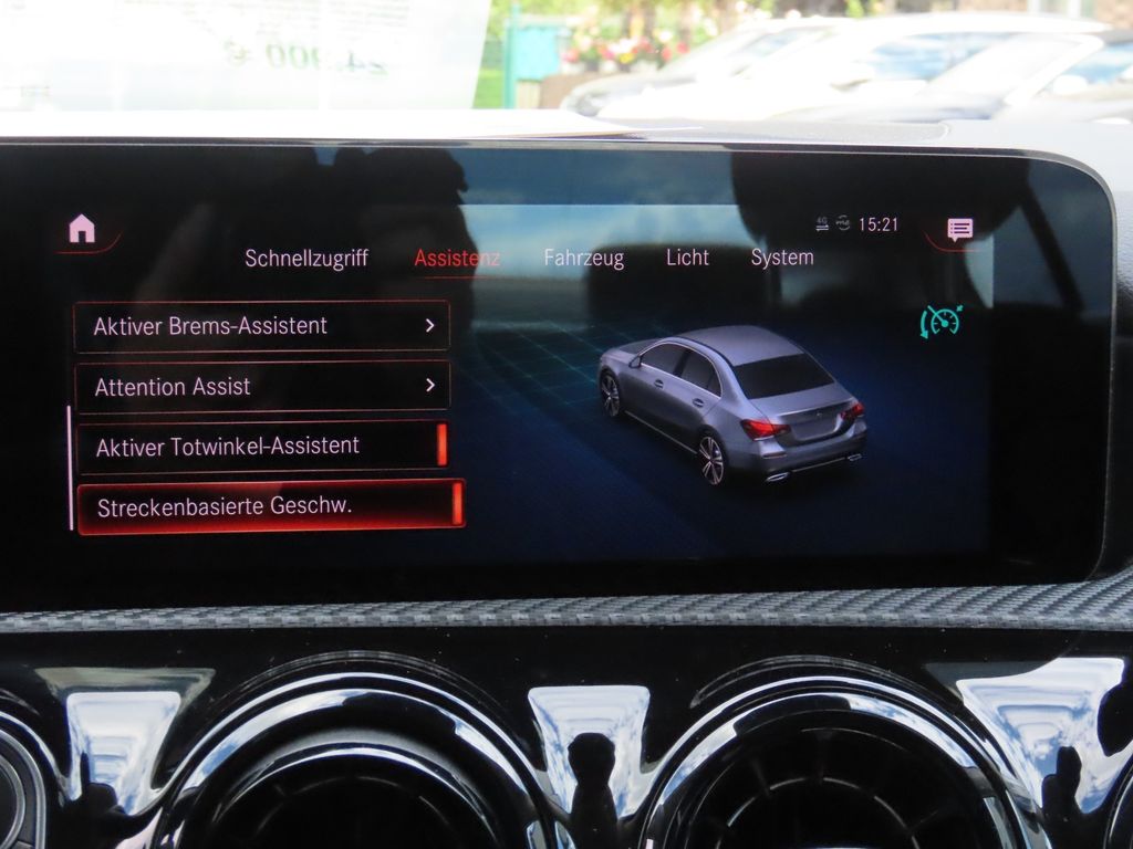 Mercedes-Benz A 200 2021