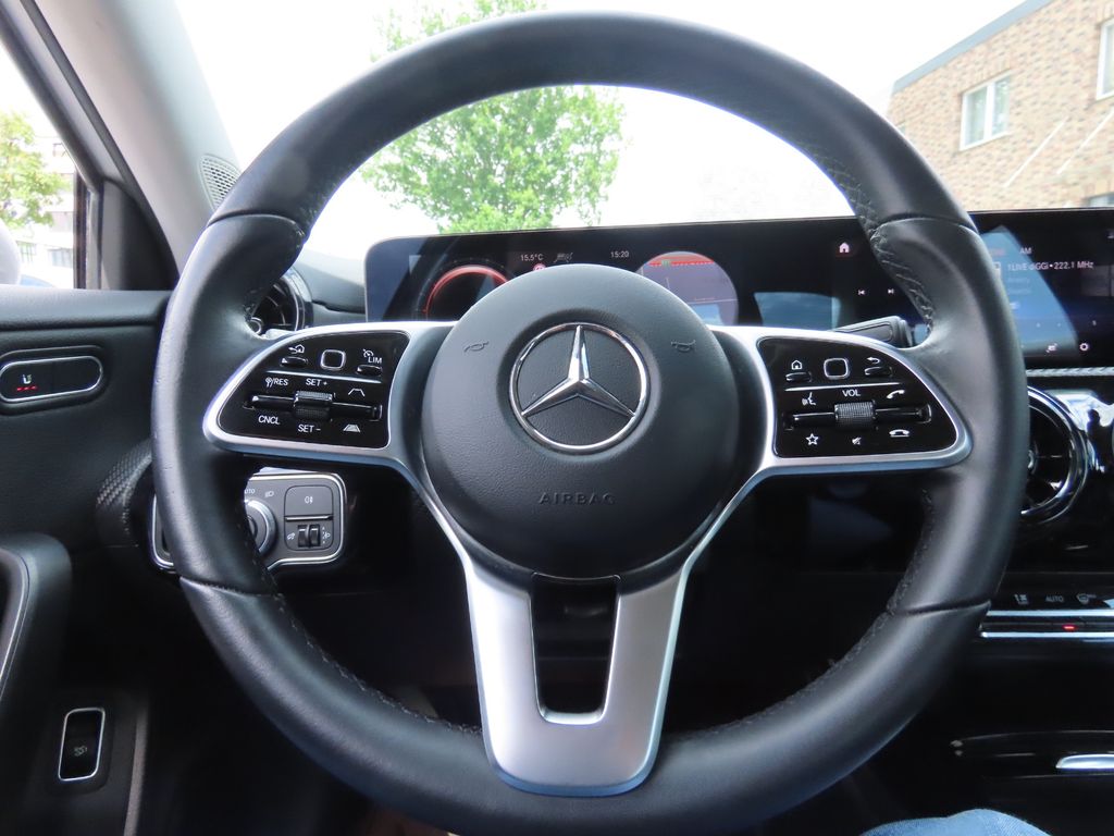 Mercedes-Benz A 200 2021