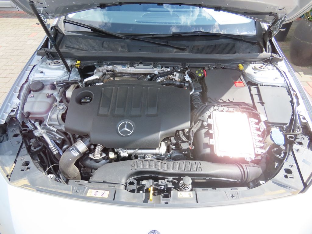 Mercedes-Benz A 200 2021