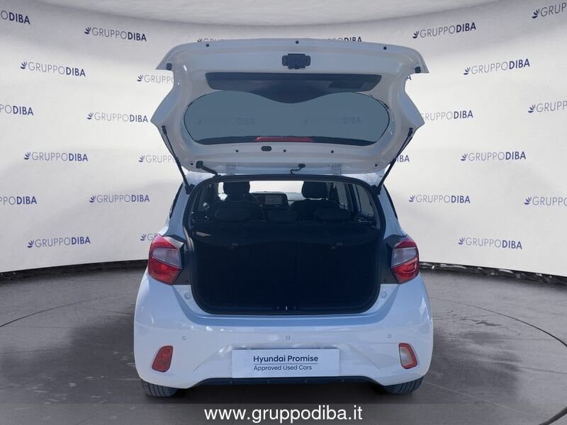 Hyundai i10 2023