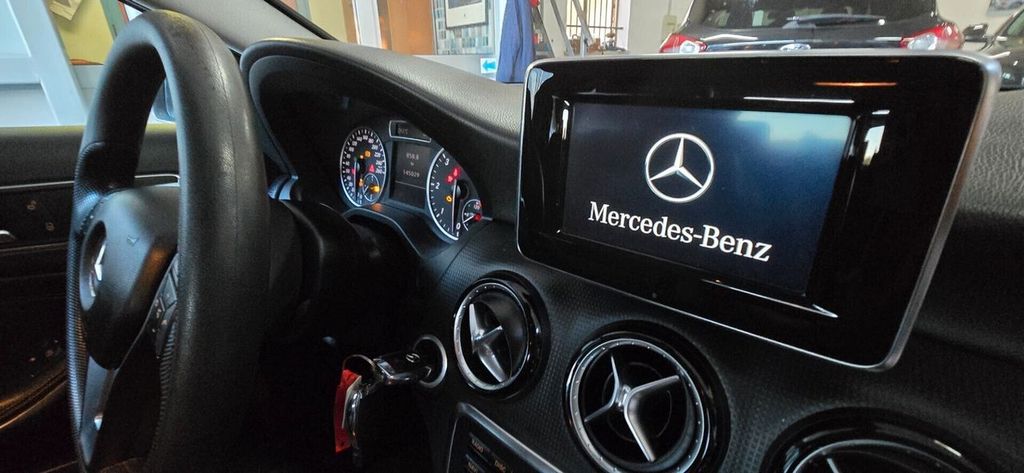 Mercedes-Benz A 180 2013