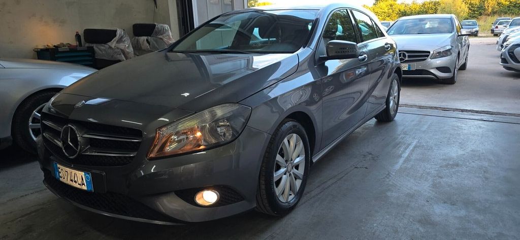 Mercedes-Benz A 180 2013