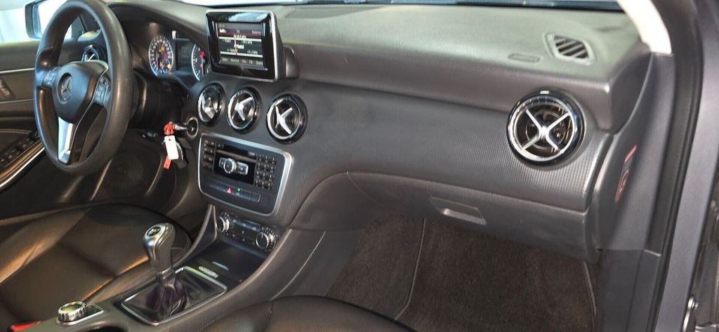 Mercedes-Benz A 180 2013