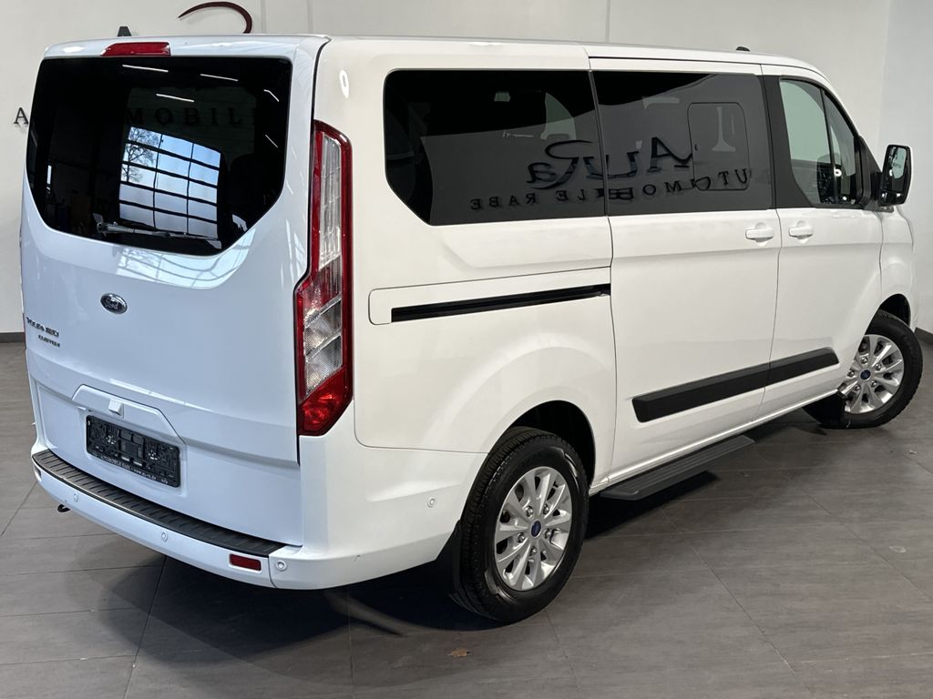 Ford Tourneo Custom 2022