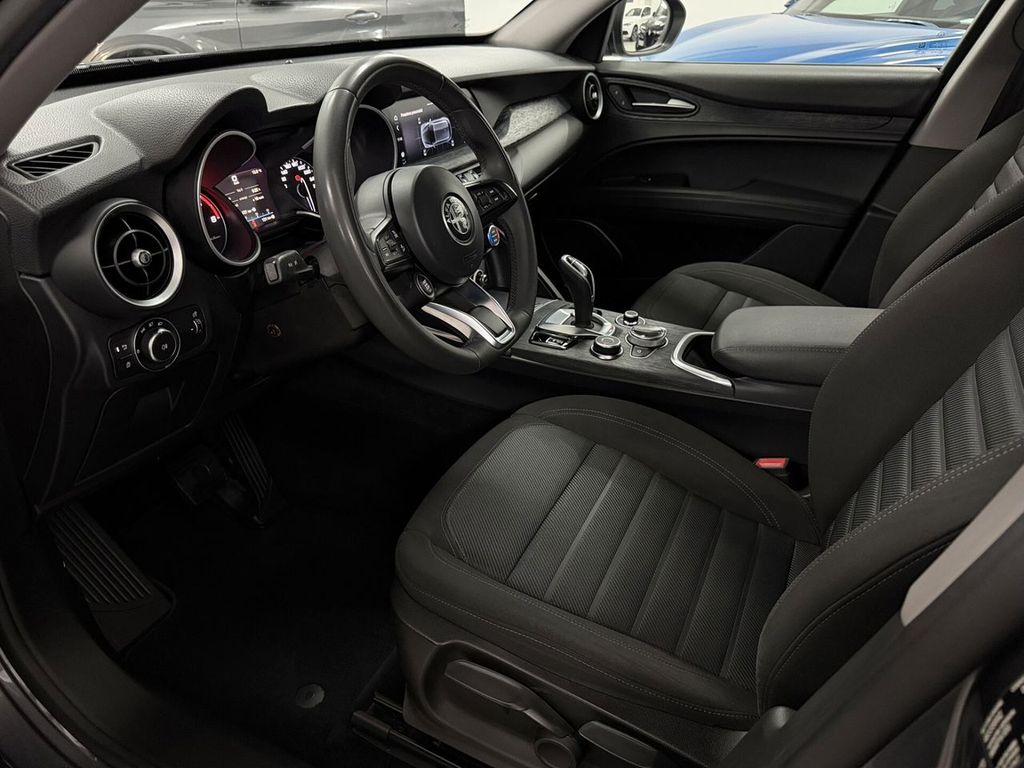 Alfa Romeo Stelvio 2020