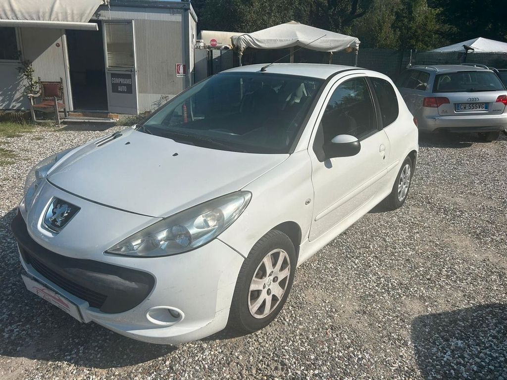 Peugeot 206 2012