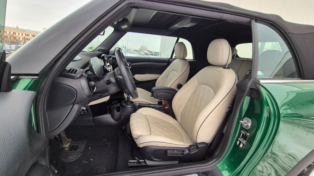 MINI Cooper Cabrio 2022