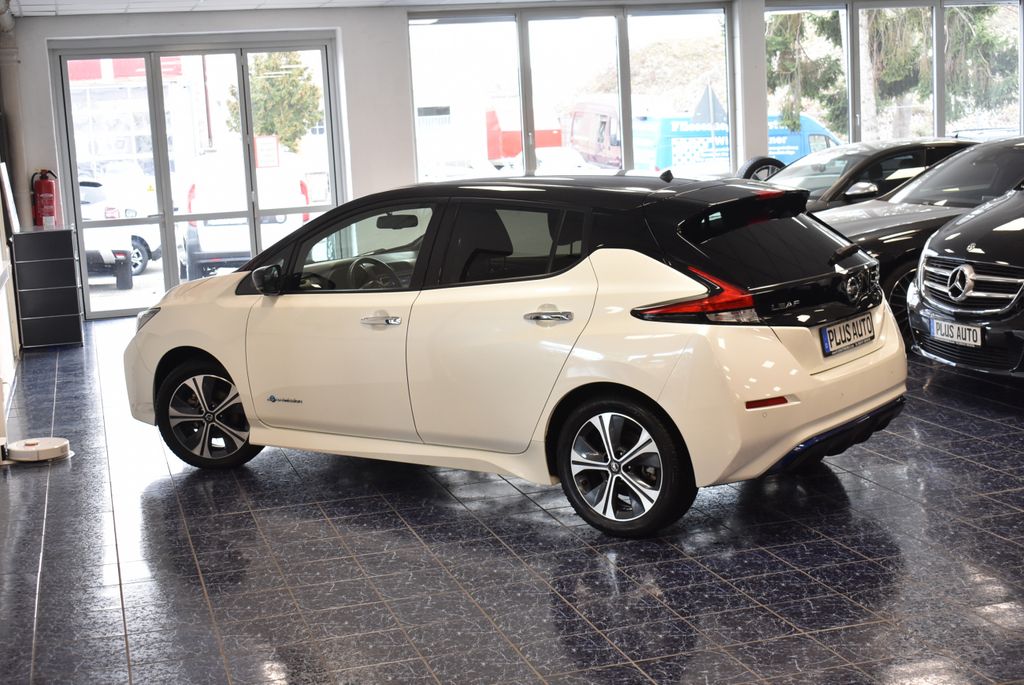 Nissan Leaf 2020