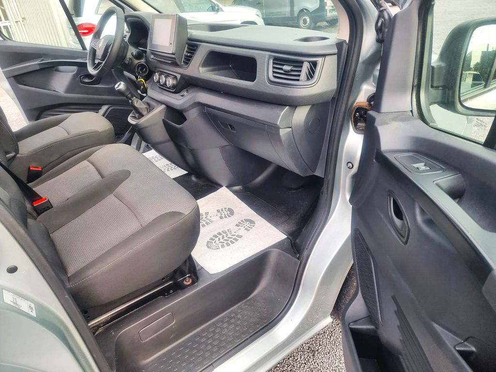 Renault Trafic 2022