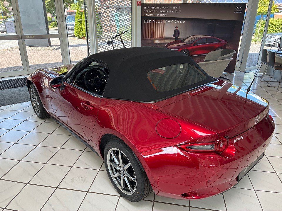 Mazda MX-5 2025