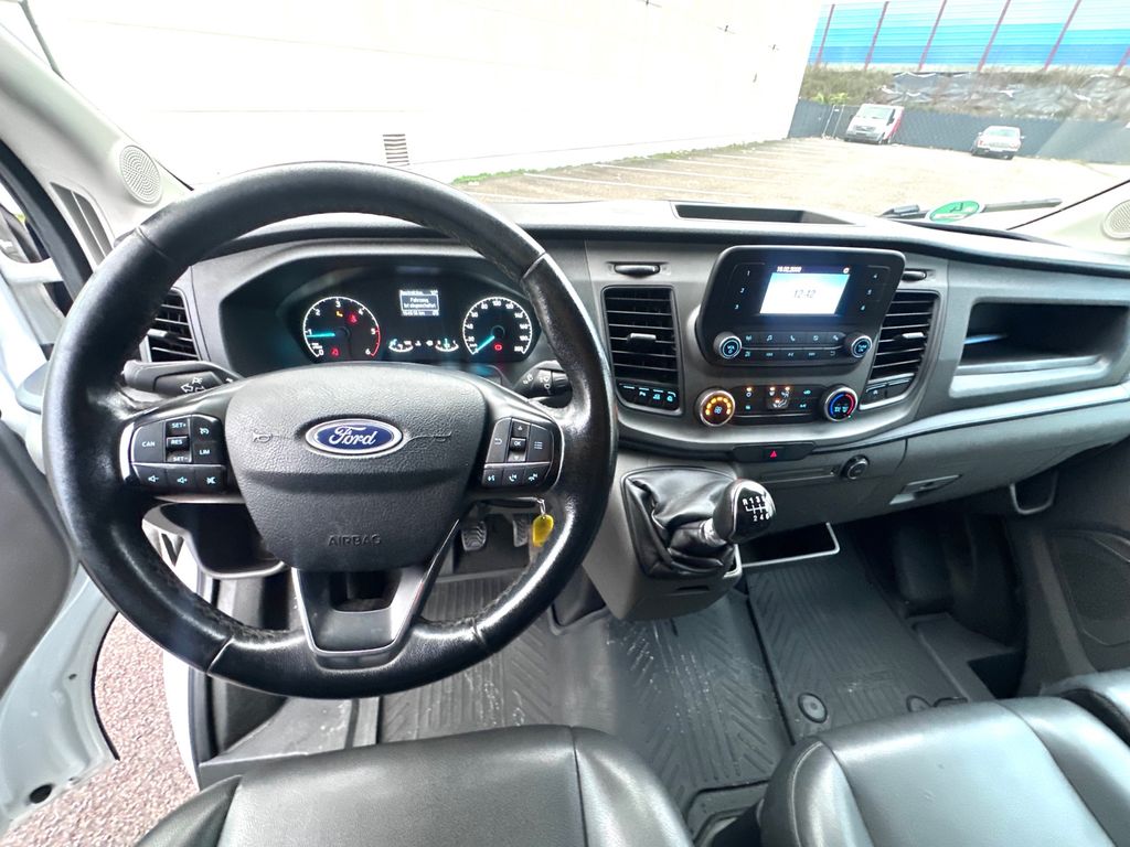 Ford Transit 2021