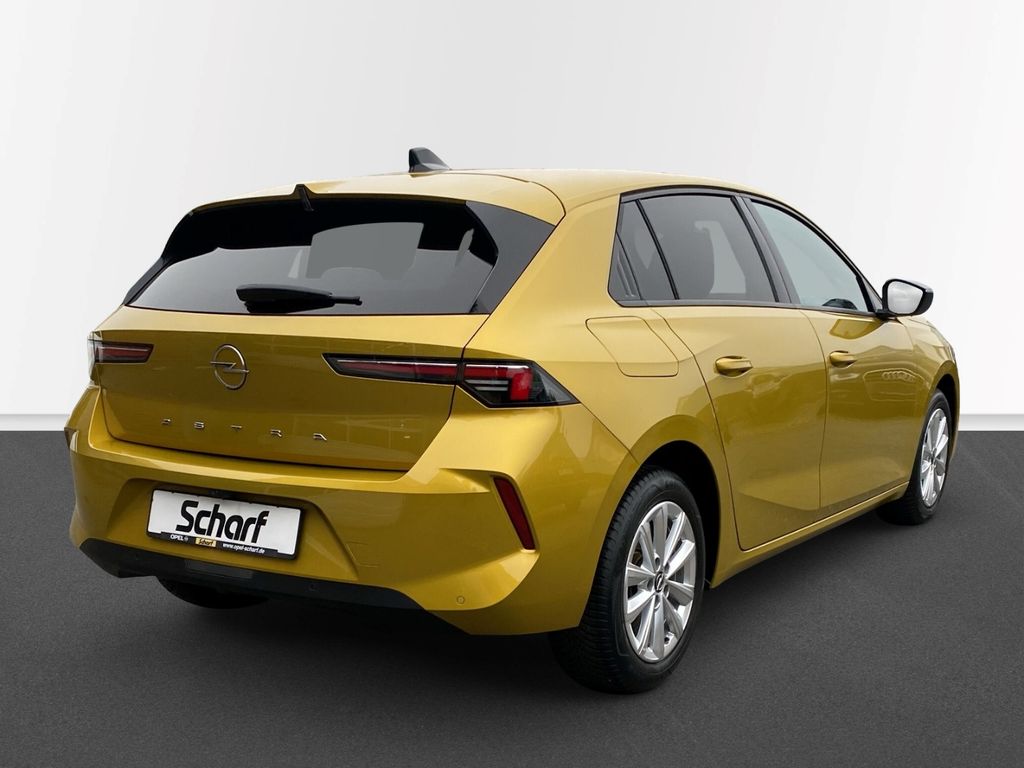 Opel Astra 2022