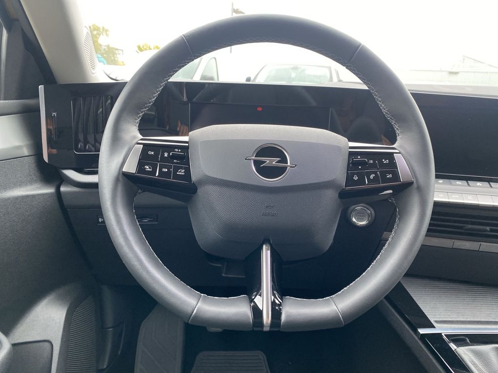 Opel Astra 2022
