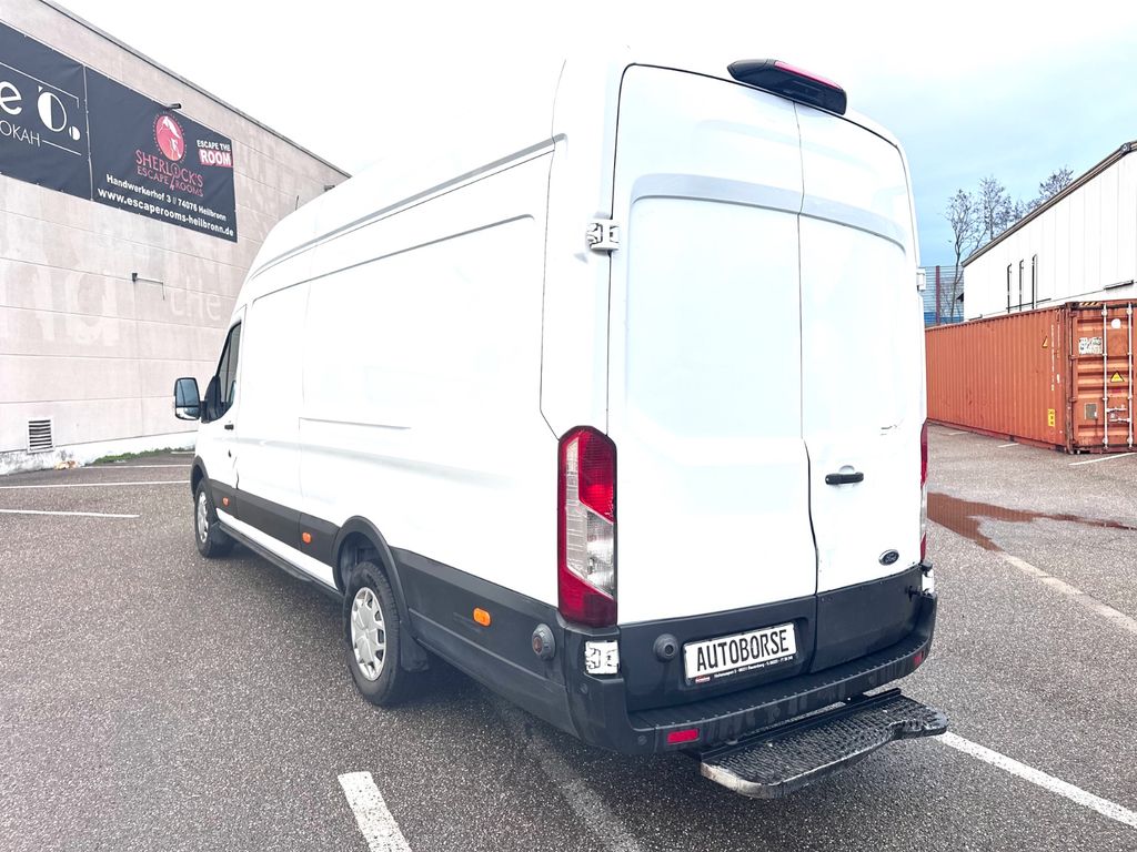 Ford Transit 2021