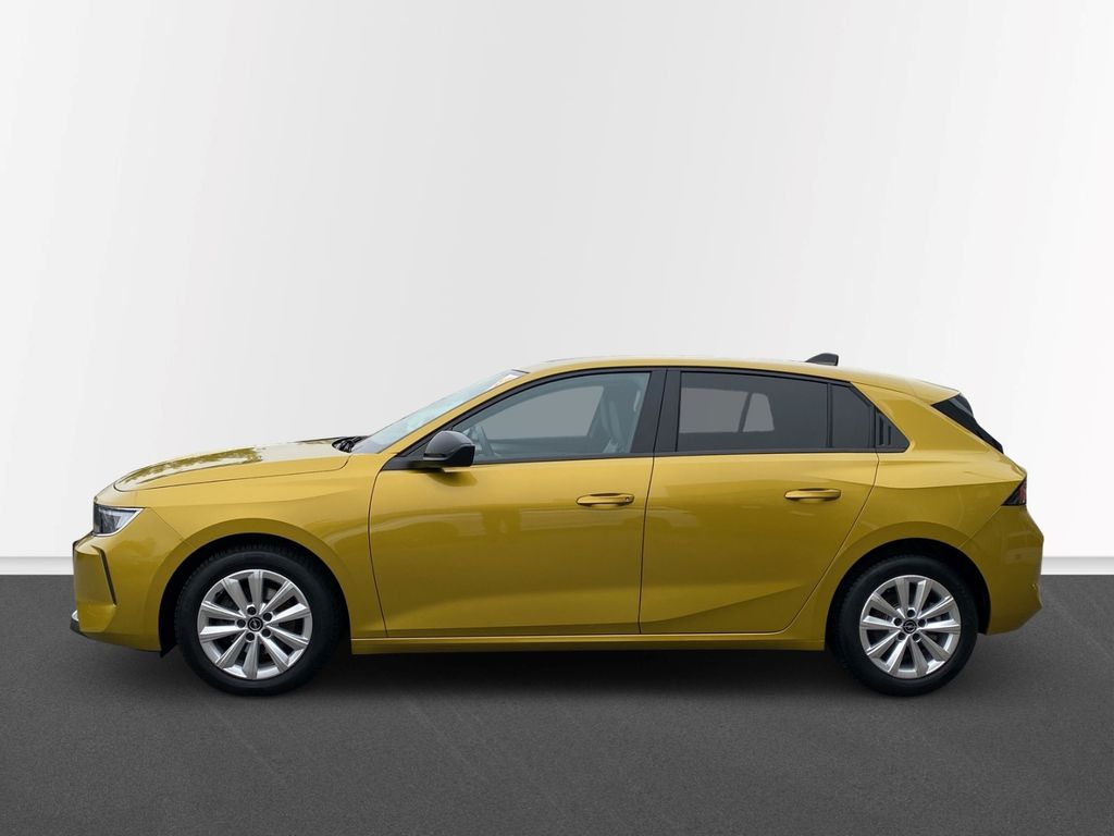 Opel Astra 2022