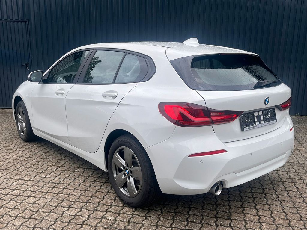 BMW 116 2024