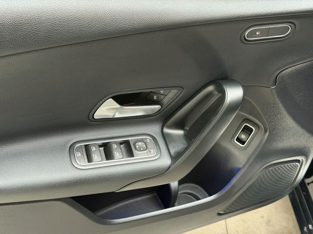 Mercedes-Benz A 180 2022