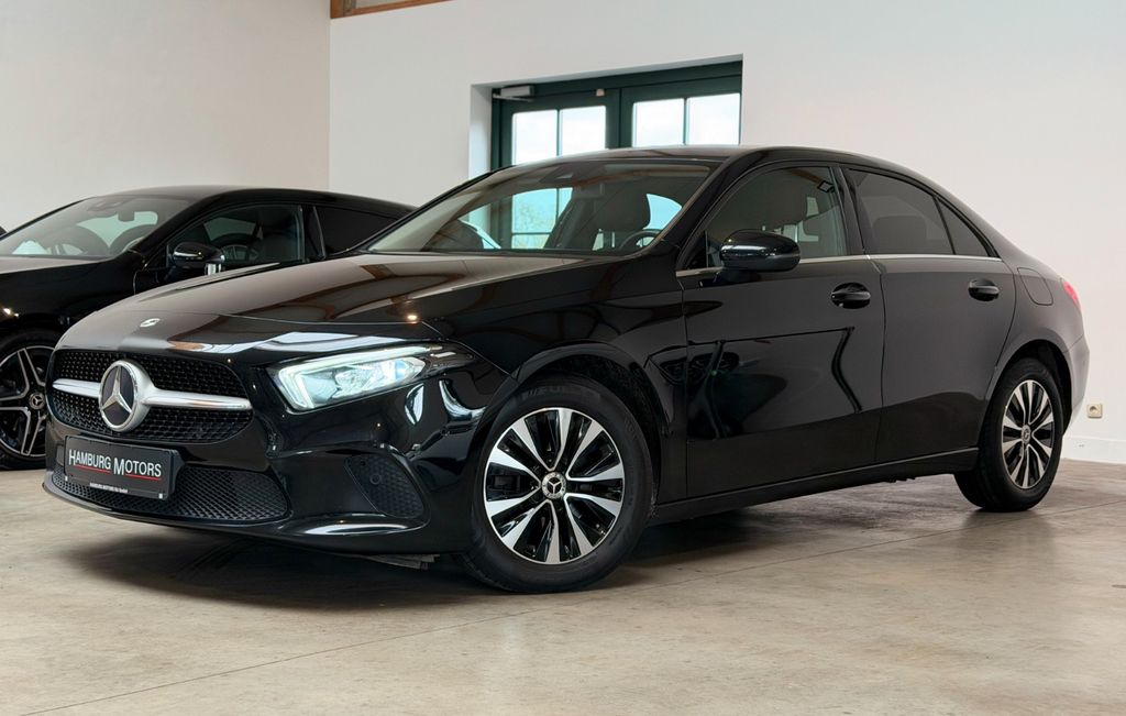 Mercedes-Benz A 180 2022