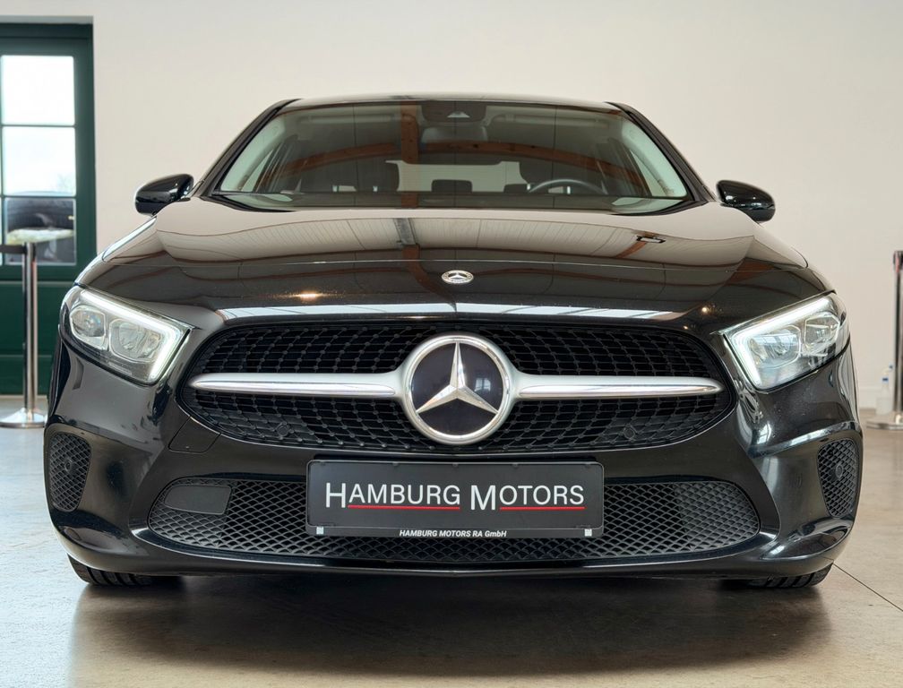 Mercedes-Benz A 180 2022
