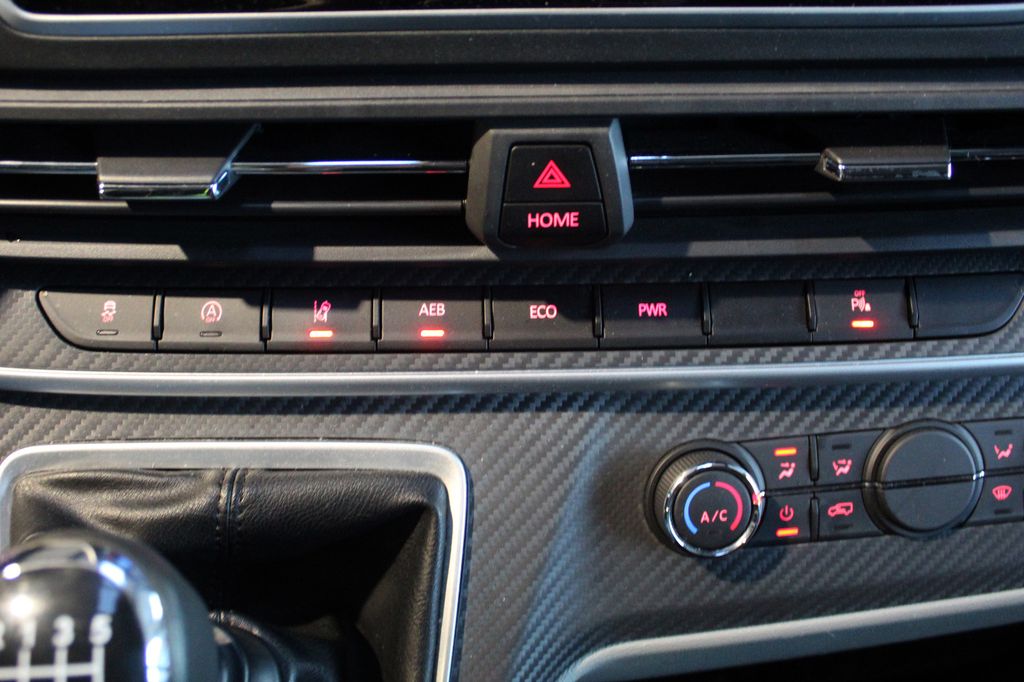 Maxus Deliver 9 2023