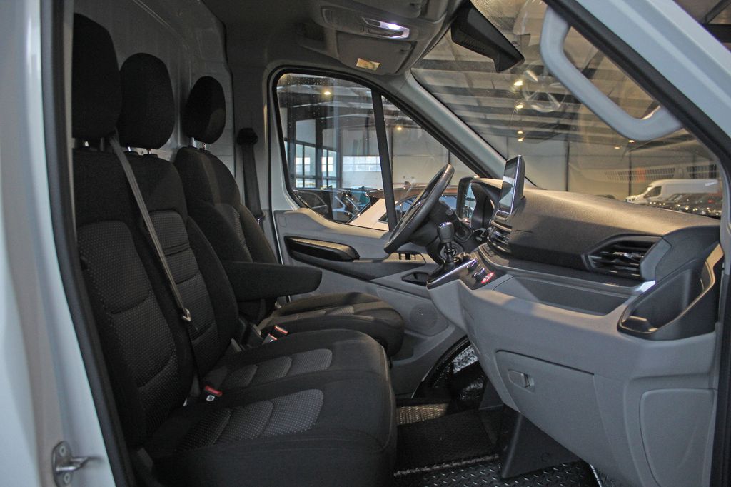 Maxus Deliver 9 2023