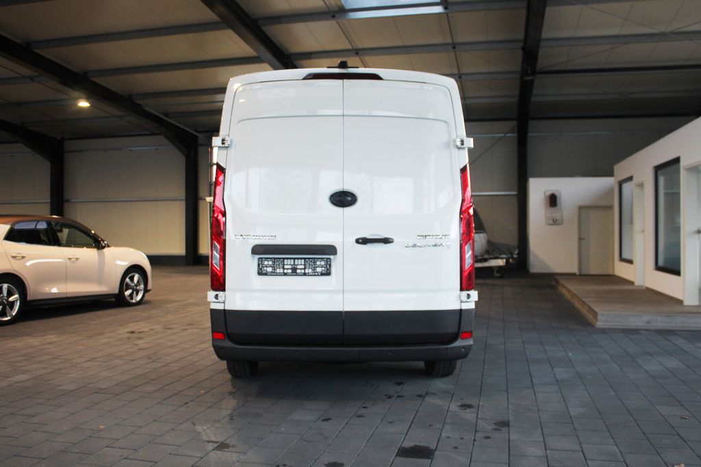 Maxus Deliver 9 2023