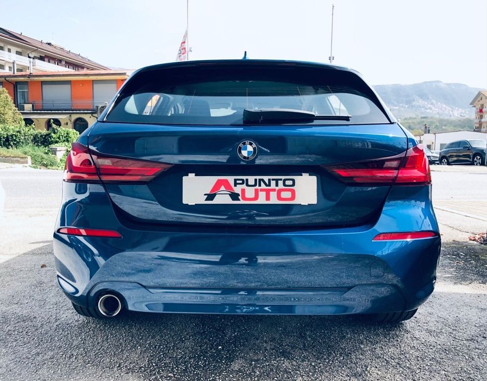 BMW 116 2021