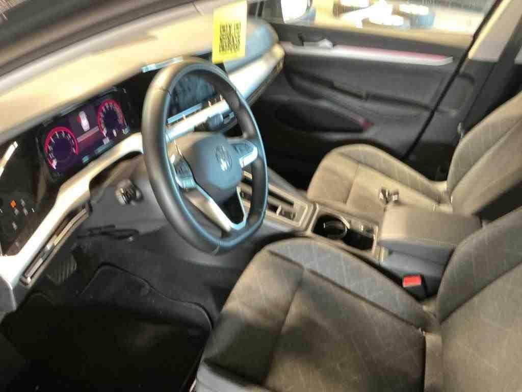 Volkswagen Golf 2023
