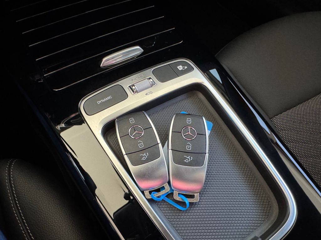 Mercedes-Benz CLA 180 2024