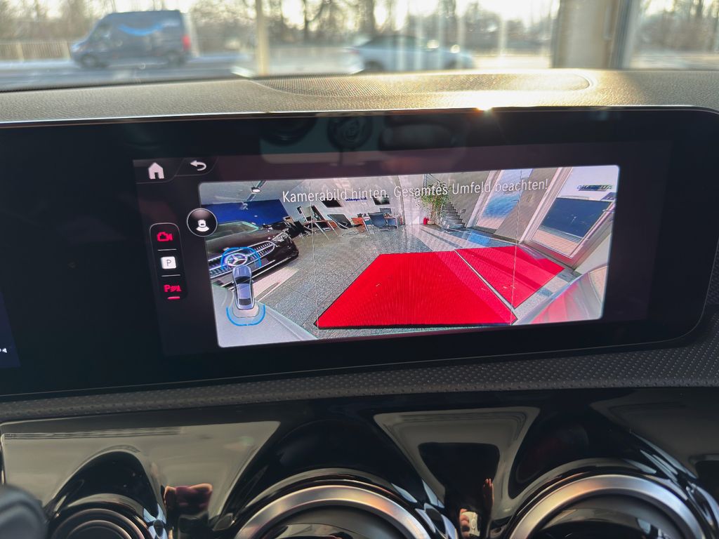Mercedes-Benz CLA 180 2024