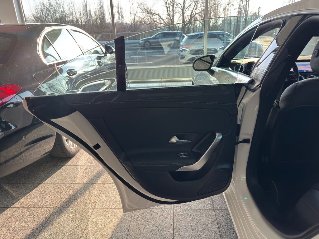 Mercedes-Benz CLA 180 2024