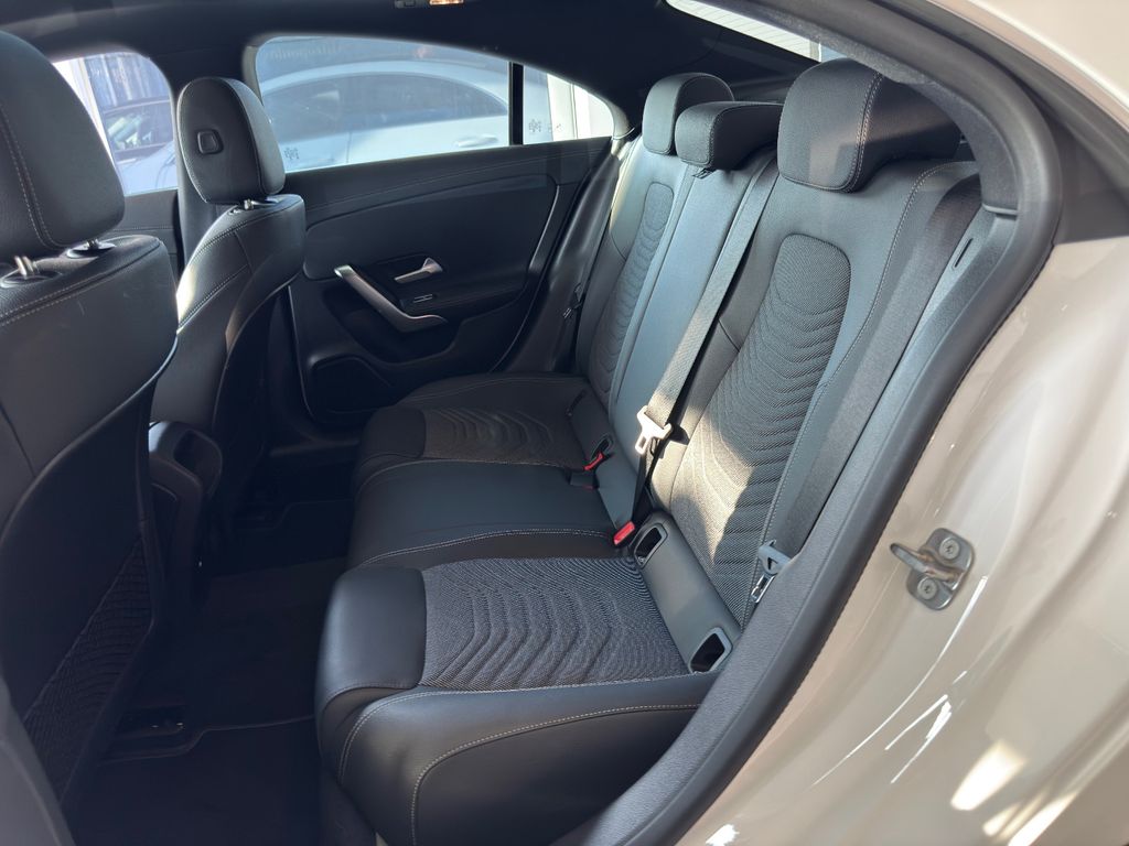 Mercedes-Benz CLA 180 2024