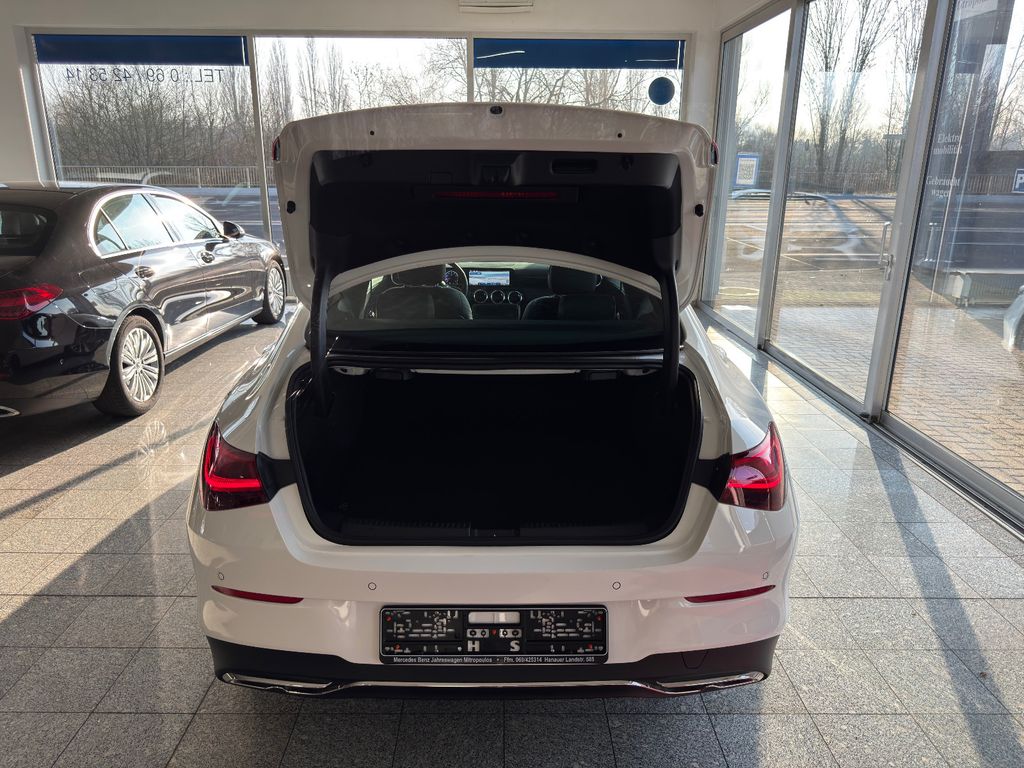 Mercedes-Benz CLA 180 2024