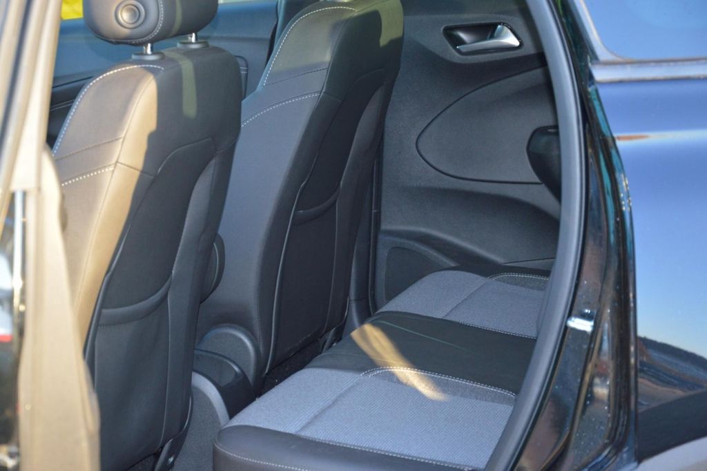 Opel Crossland (X) 2022