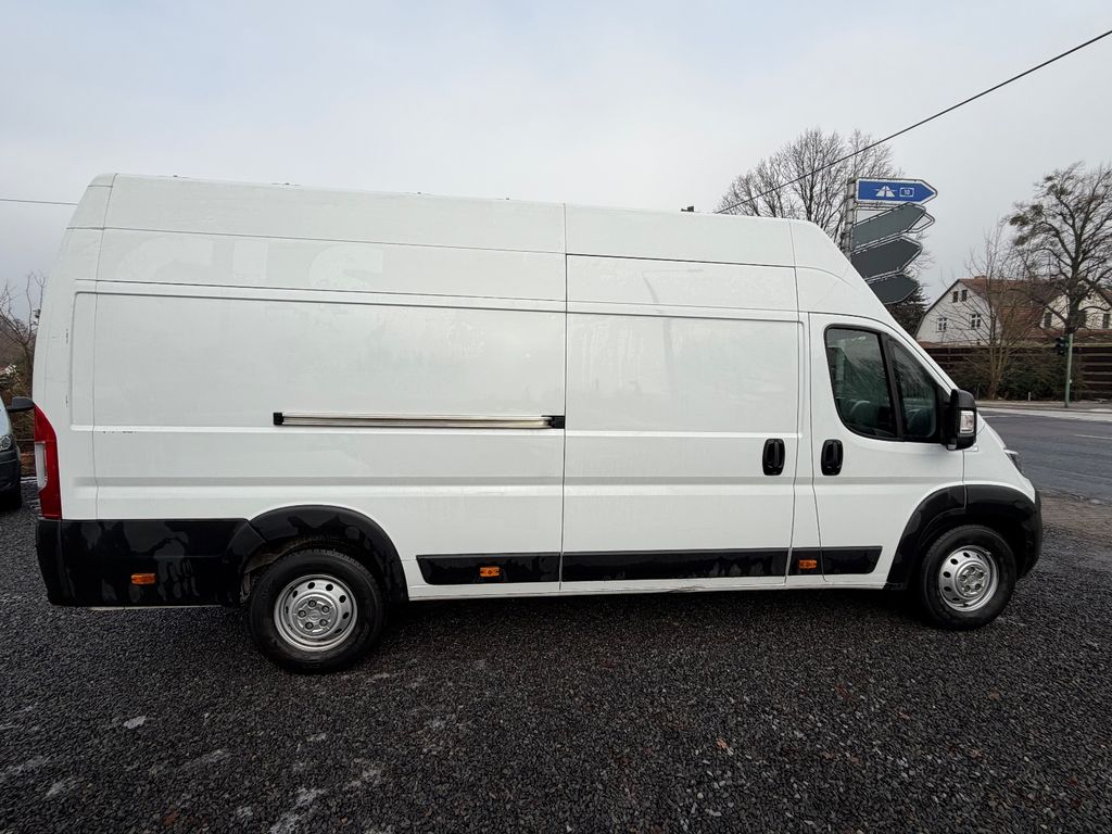 Opel Movano 2024