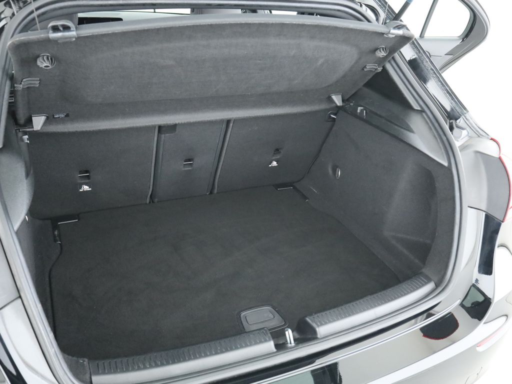 Mercedes-Benz A 180 2021