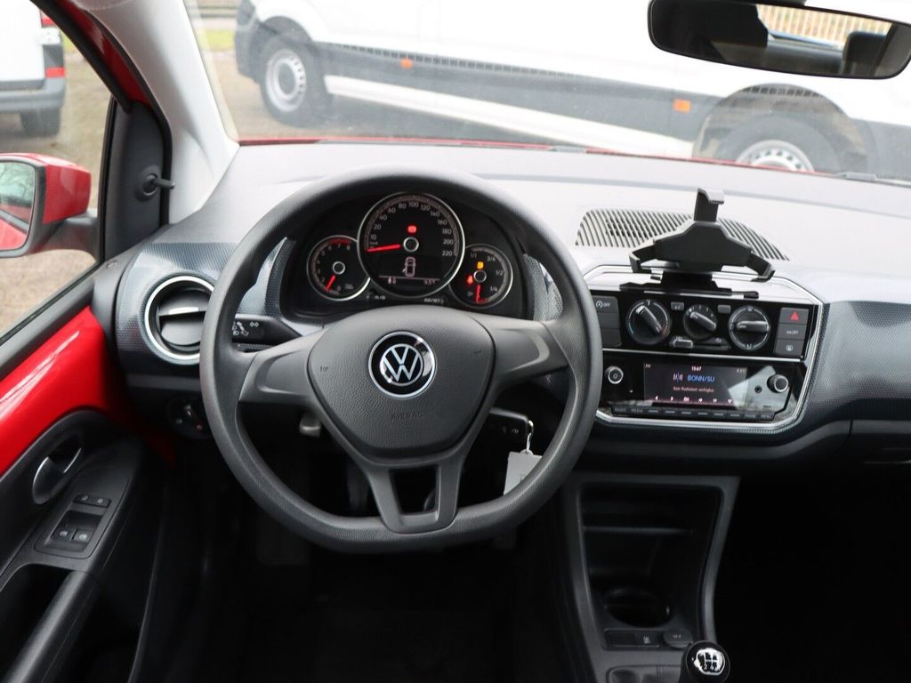 Volkswagen up! 2023