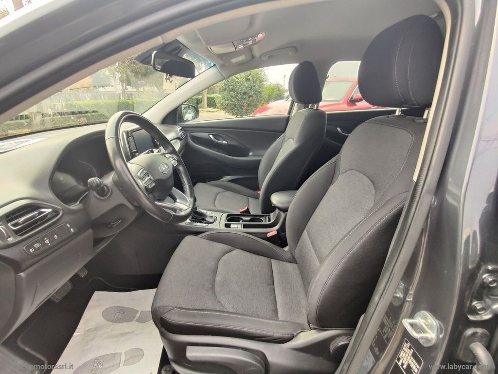 Hyundai i30 2021