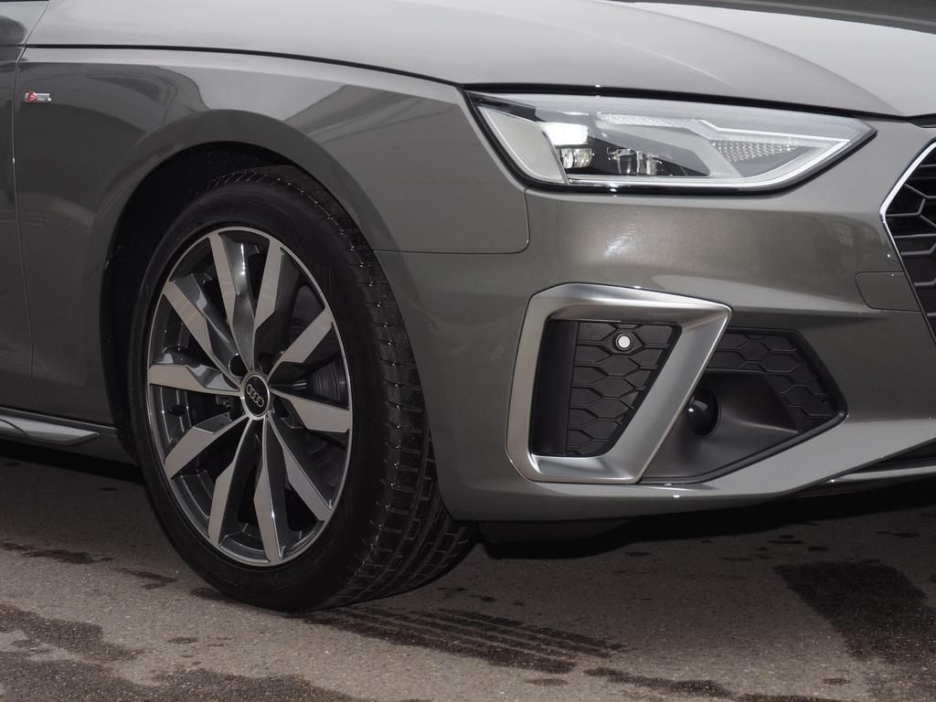 Audi A4 2025