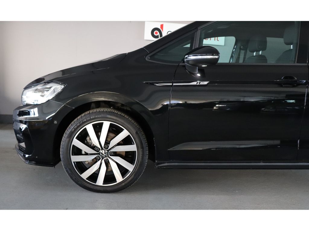 Volkswagen Touran 2025