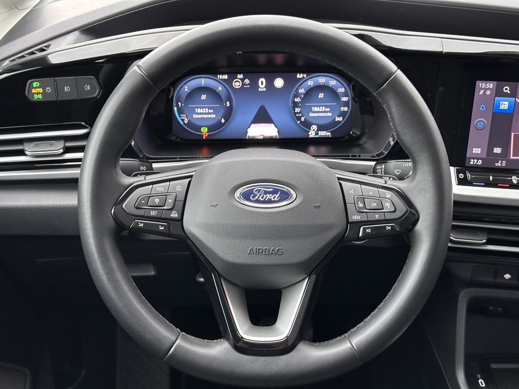 Ford Tourneo Connect 2025