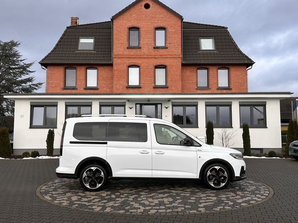 Ford Grand Tourneo 2025