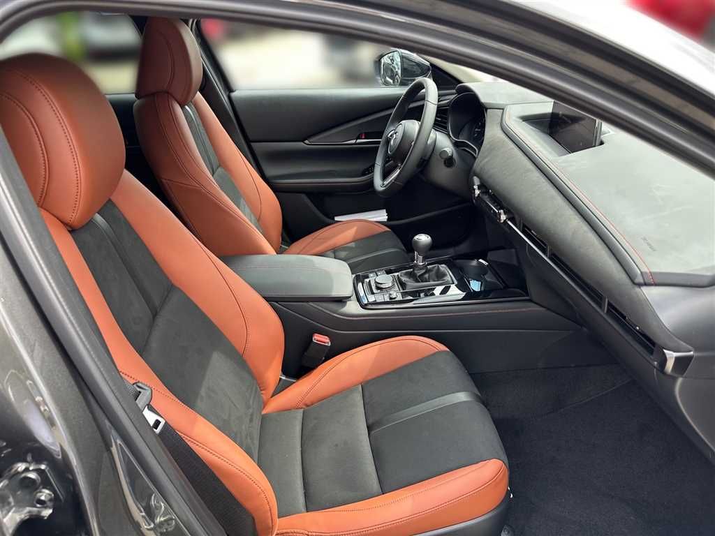 Mazda CX-30 2025